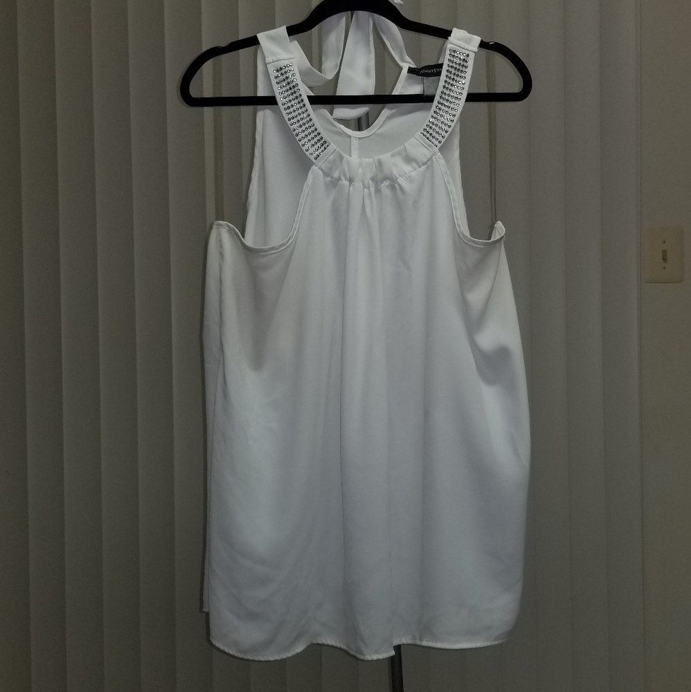 White halter tank